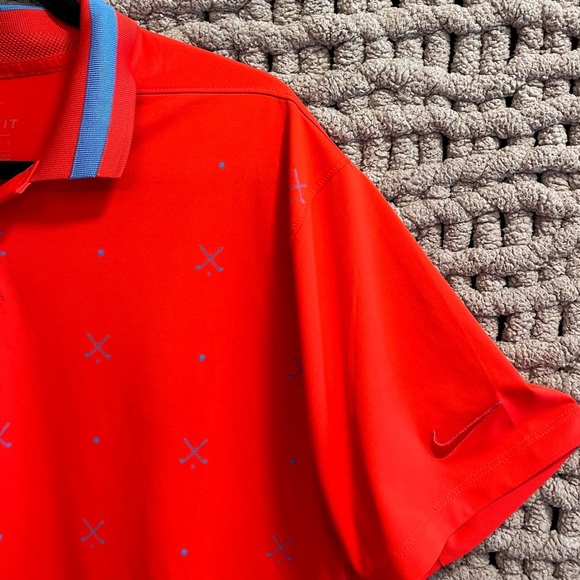 Nike Vibrant Red Polo Golf Shirt with Geometric Pattern Size Large - Picture 3 of 11